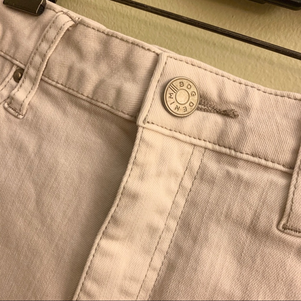 Urban Outfitter BDG High Waisted Denim Short - Picture 4 of 5